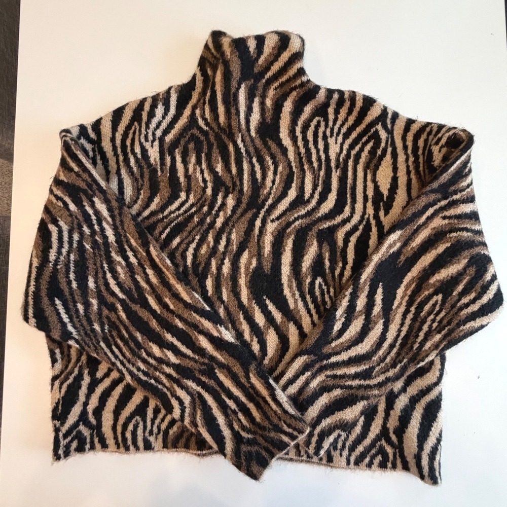 Zara‎ Women Brown Tan Zebra Animal Print Fuzzy Knit Turtleneck Sweater Size M